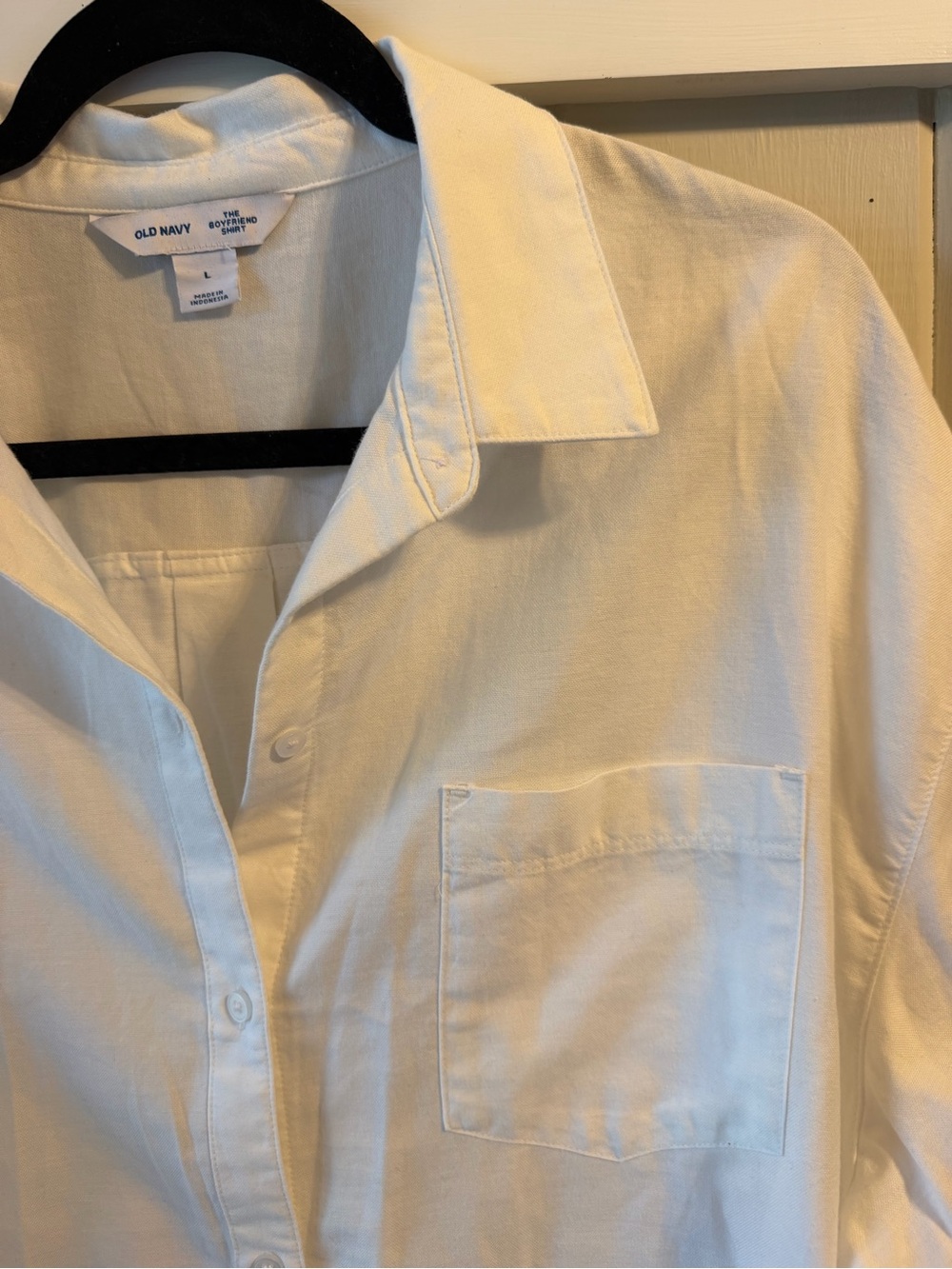 Women’s Old Navy Classic White Women's Button-Down Oversized Shirt, Size Large - Picture 2 of 6